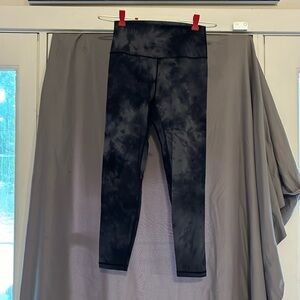 ZYIA TYE DYE LEGGINGS SIZE 8/10